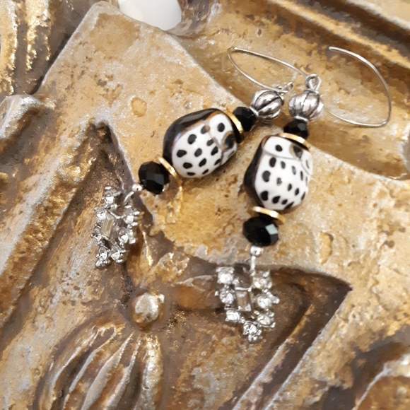 Ceramic Owl & Vintage Rhinestone Drop Earrings NWT - Picture 4 of 9